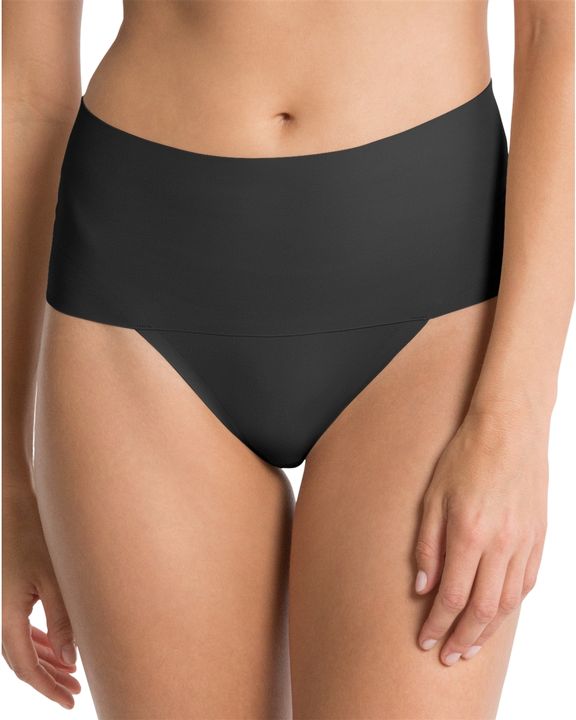 Corrigerende string undie-tectable spanx zwart