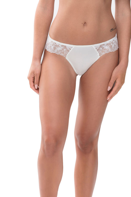 Luxurious String