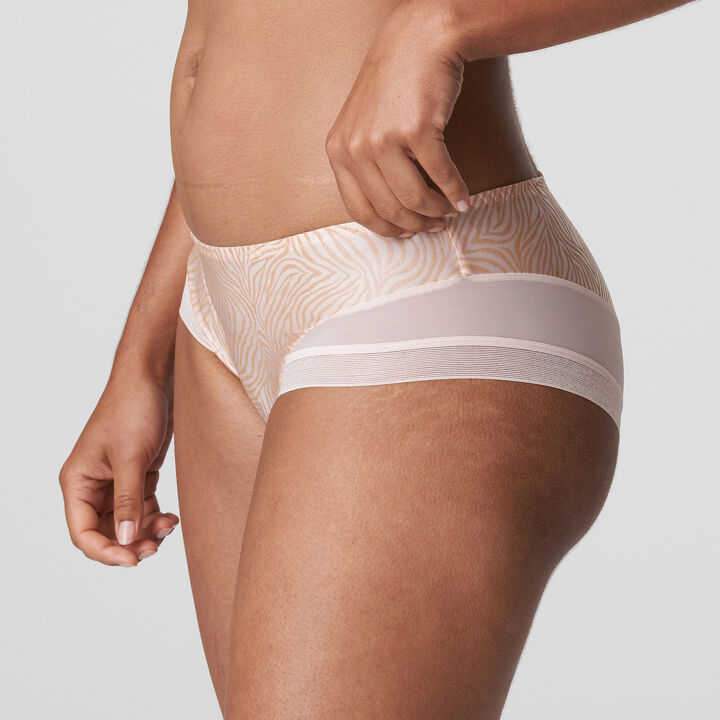 Avellino Hotpants