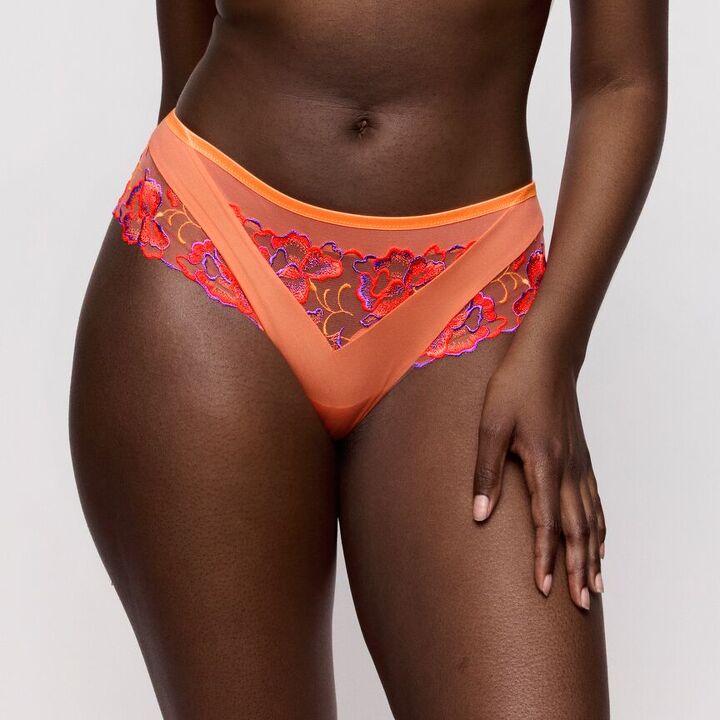 Devdaha Luxe string