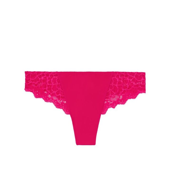 Caresse String